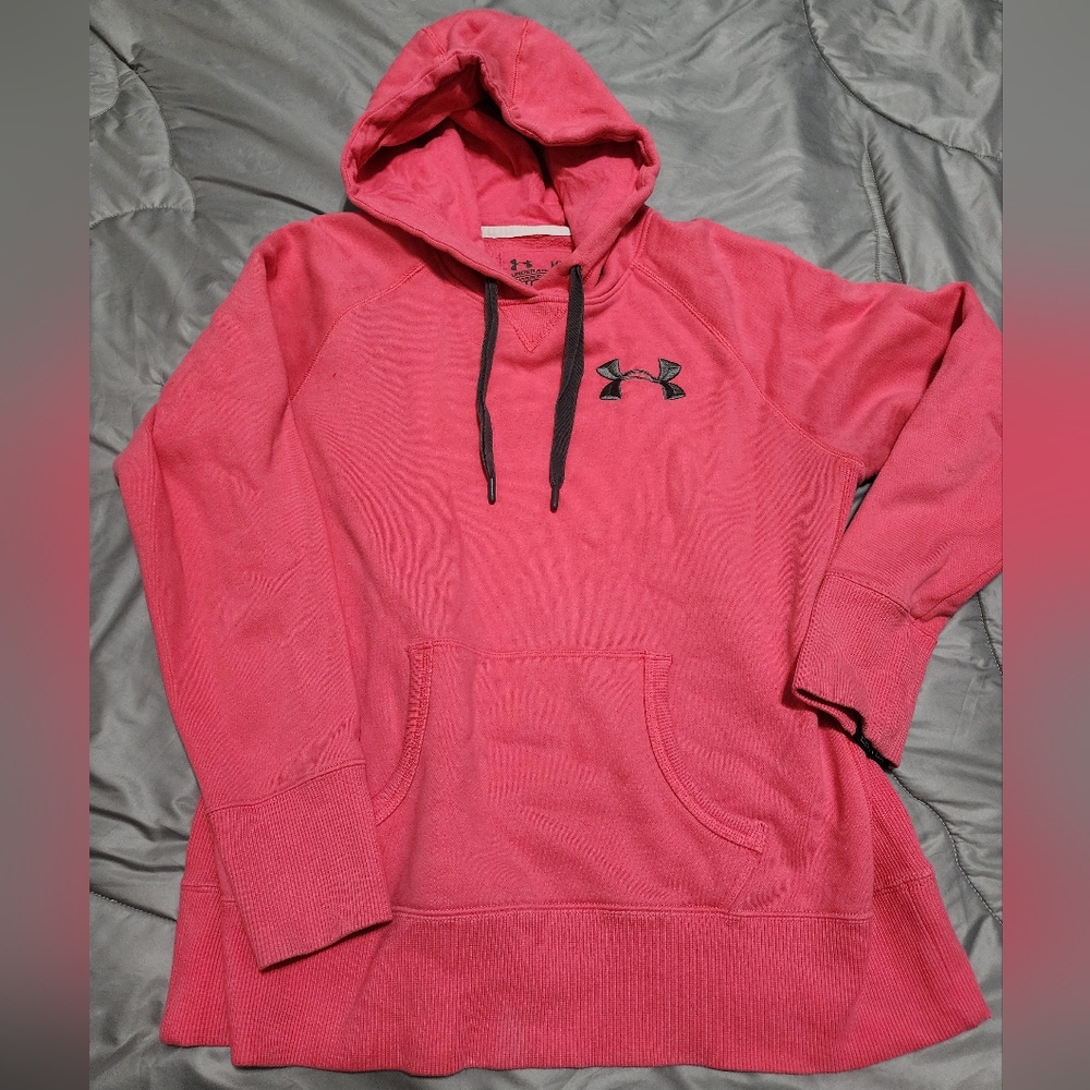 Under Armour ColdGear pink hoodie. GUC. Women's Medium